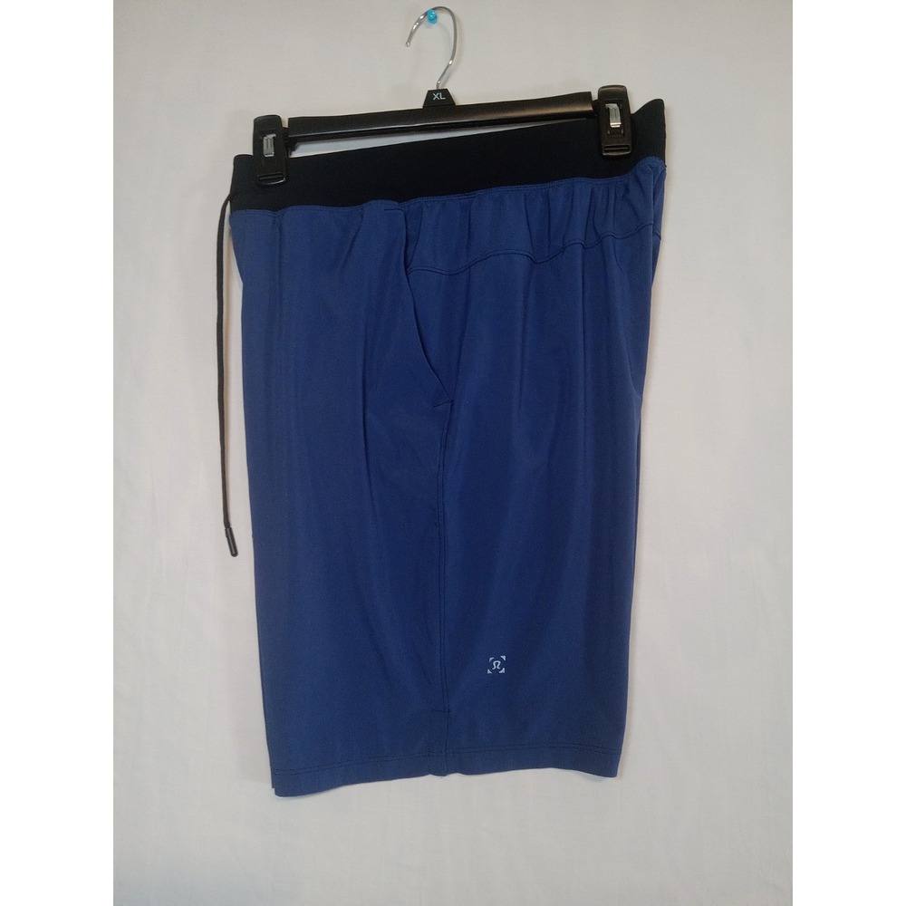 Lululemon Mens Active Gym Shorts & Liner Yoga Run  Drawstring Size Small Pockets